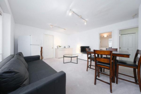 Cozy 2-Bedroom Guesthouse with Private Entrance